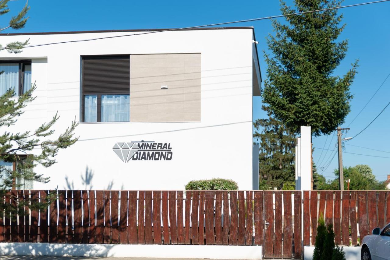 Mineral Apartman Diamond Nyíregyháza Exteriör bild